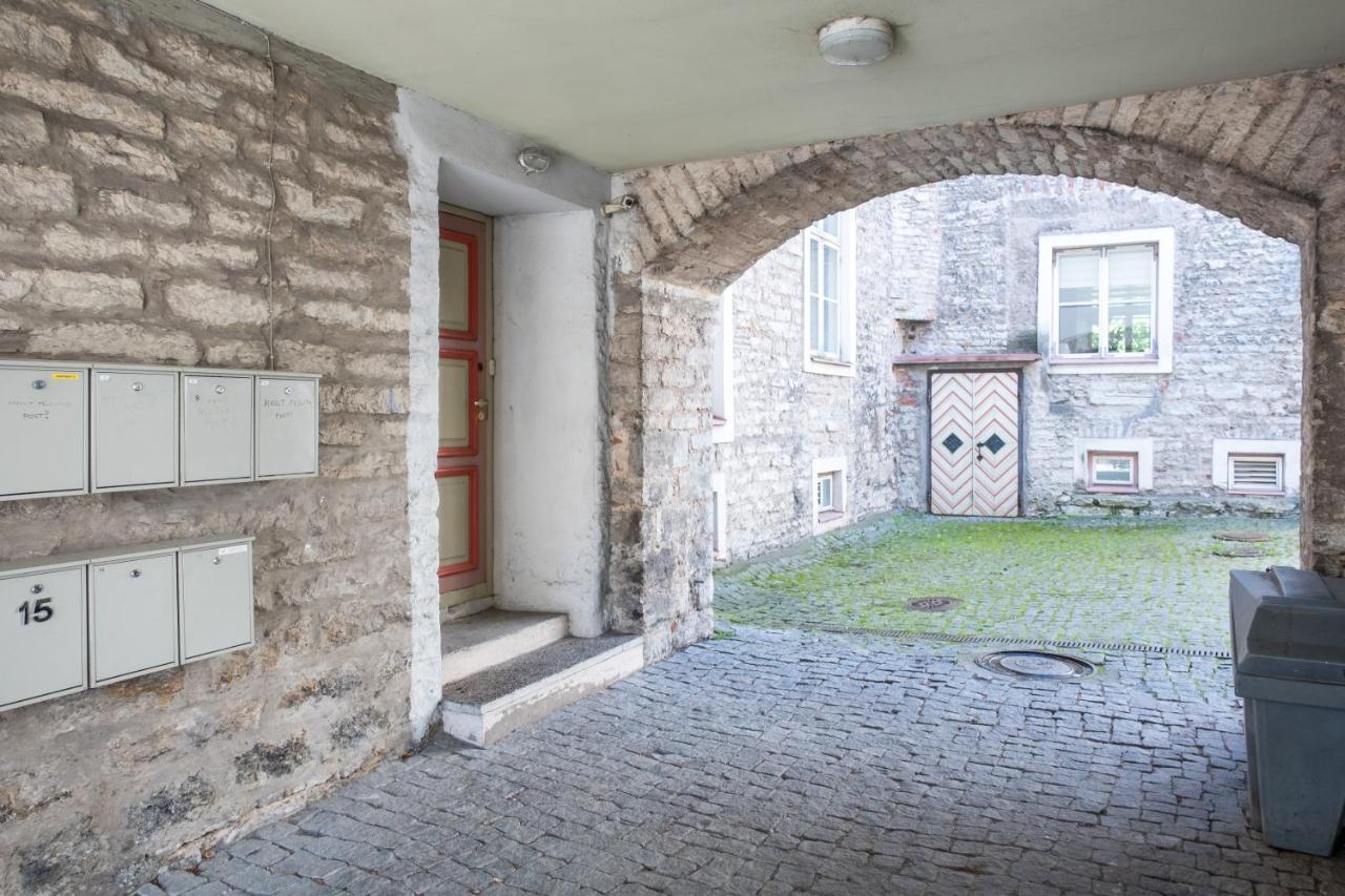 Old Town 2-Bathroom Apartment With Sauna Talin Exterior foto