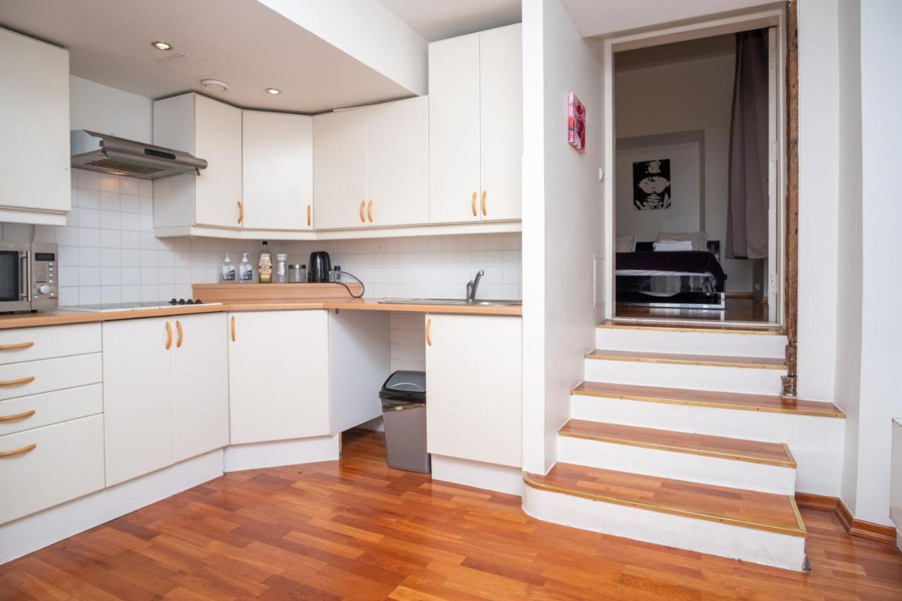 Old Town 2-Bathroom Apartment With Sauna Talin Exterior foto